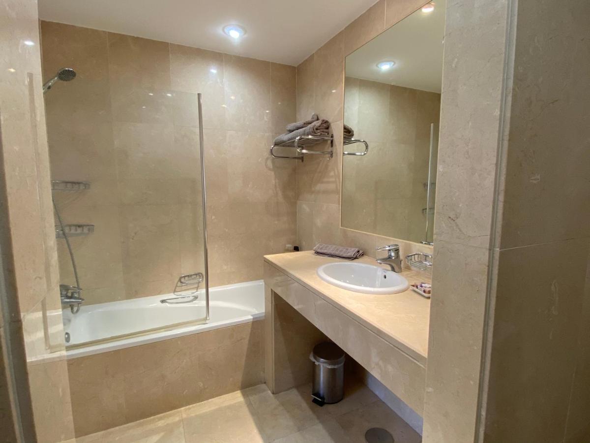 סן רוקה Apartamento Con Piscina ,Playa Con Vistas Panoramicas En La Marina De Sotogrande מראה חיצוני תמונה