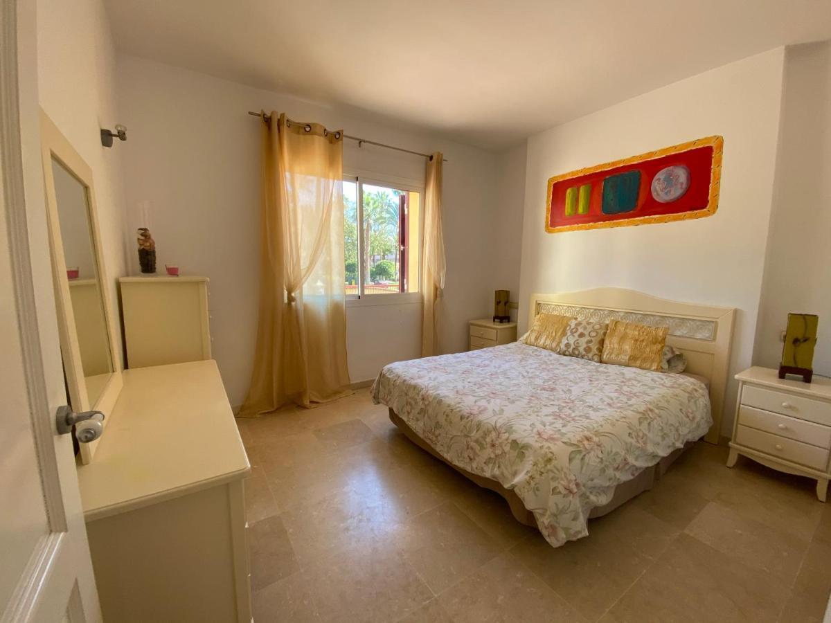 סן רוקה Apartamento Con Piscina ,Playa Con Vistas Panoramicas En La Marina De Sotogrande מראה חיצוני תמונה